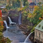 6.0 - Nice image at a peak foliage time of the year. It looks like there are really about three different images in this one.